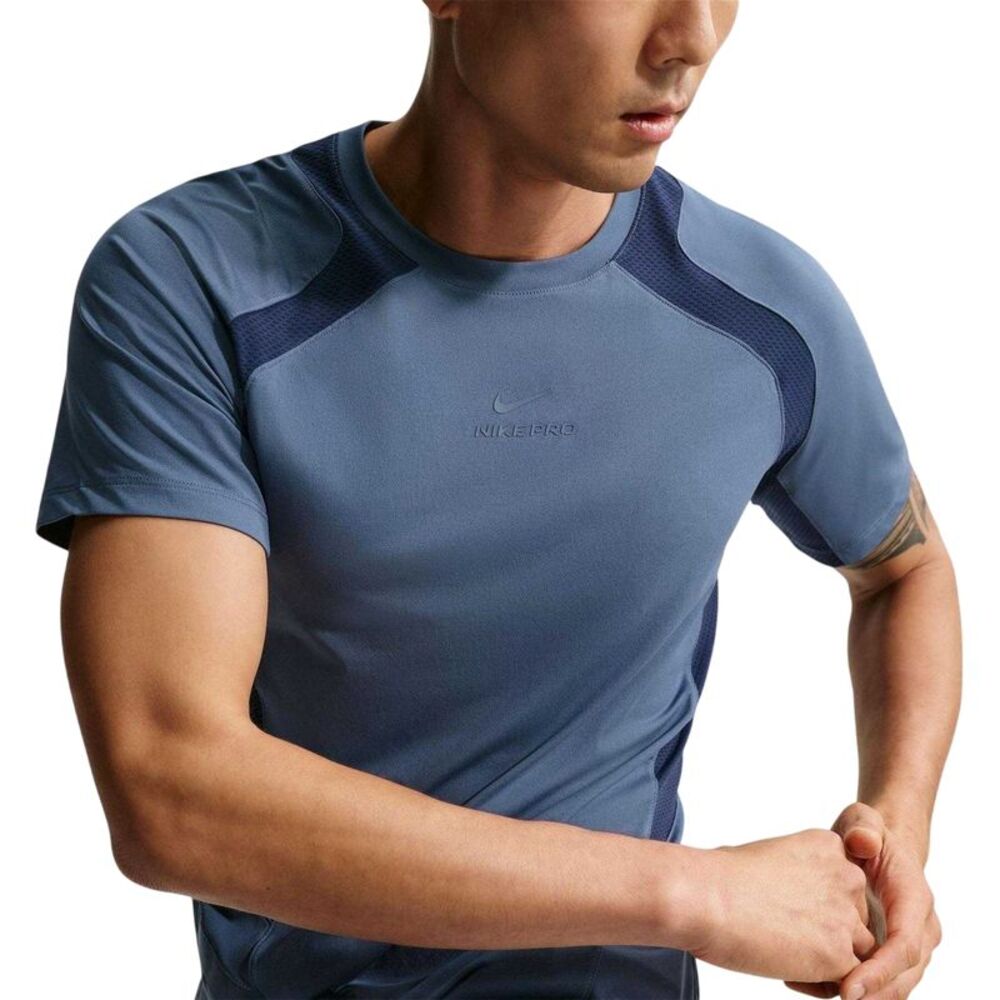 Nike Mens Performance Fitted Gym T-Shirt / Diffused Blue - Picture 3 of 5